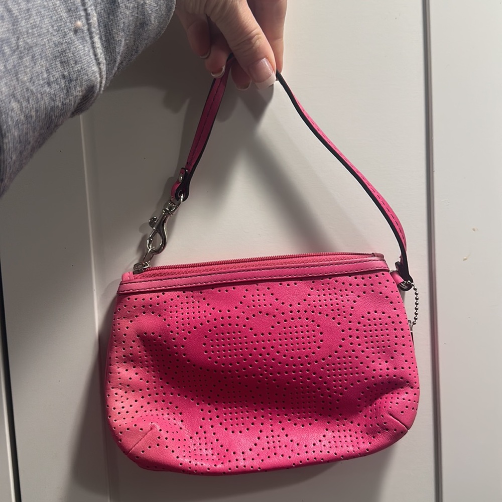 Coach wristlet - Picture 2 of 6
